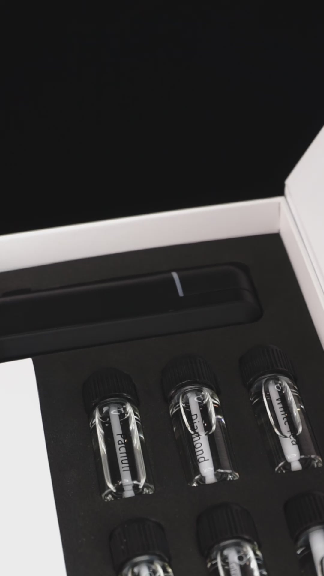 Carica il video: DIFFUSORE SMART PER AUTO